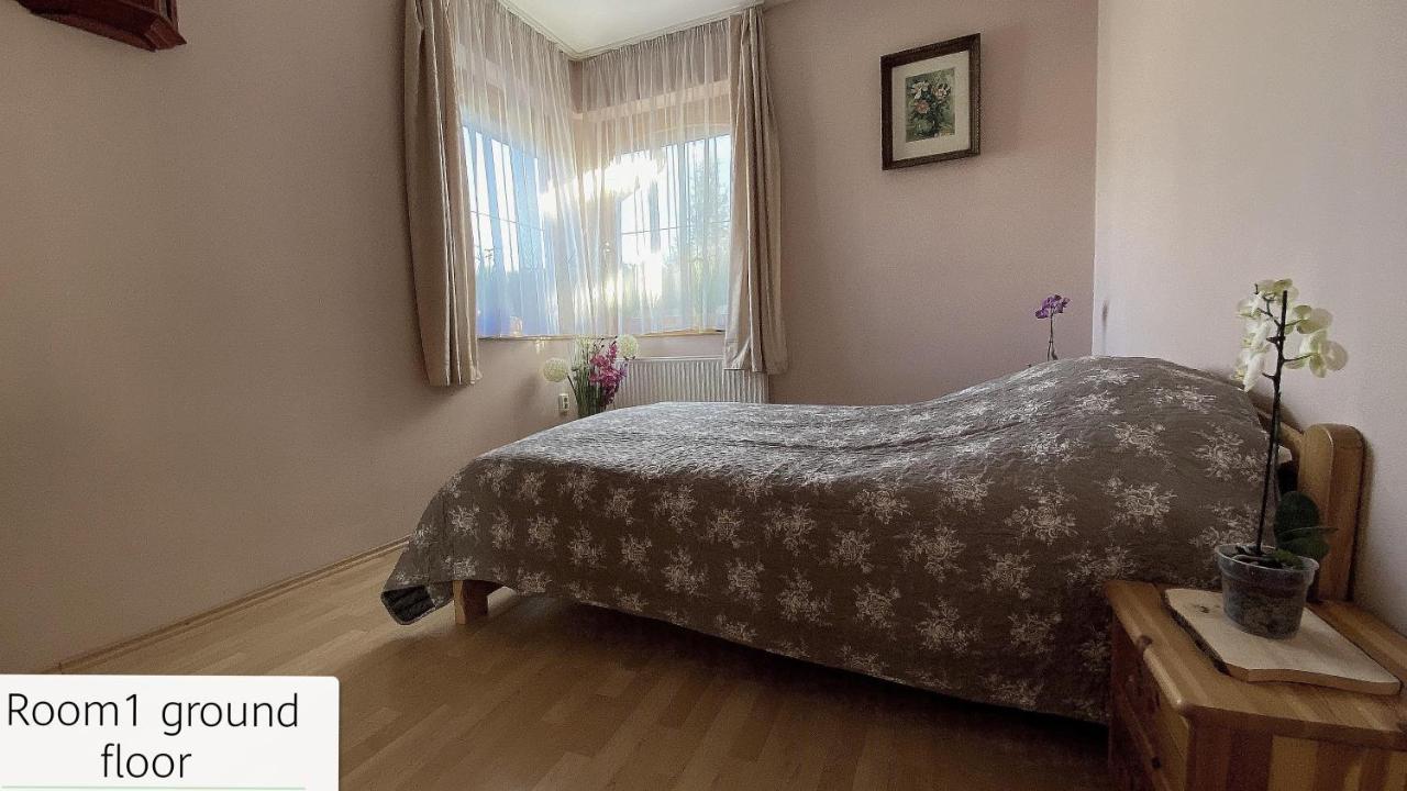 House4U Villa Balatonszárszó Eksteriør billede