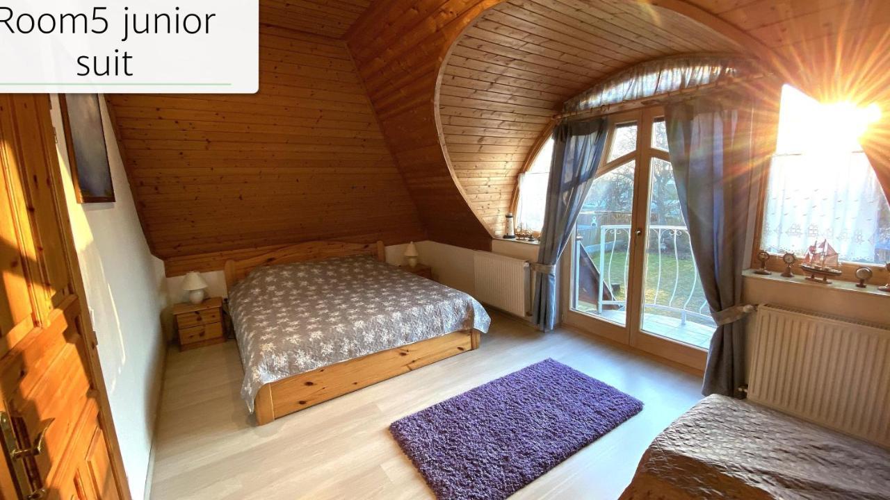House4U Villa Balatonszárszó Eksteriør billede