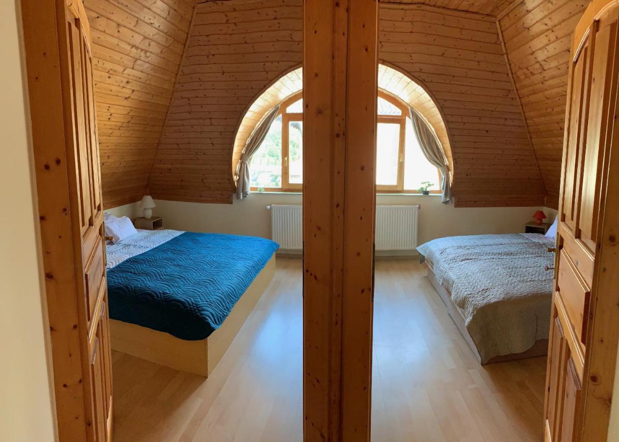 House4U Villa Balatonszárszó Eksteriør billede