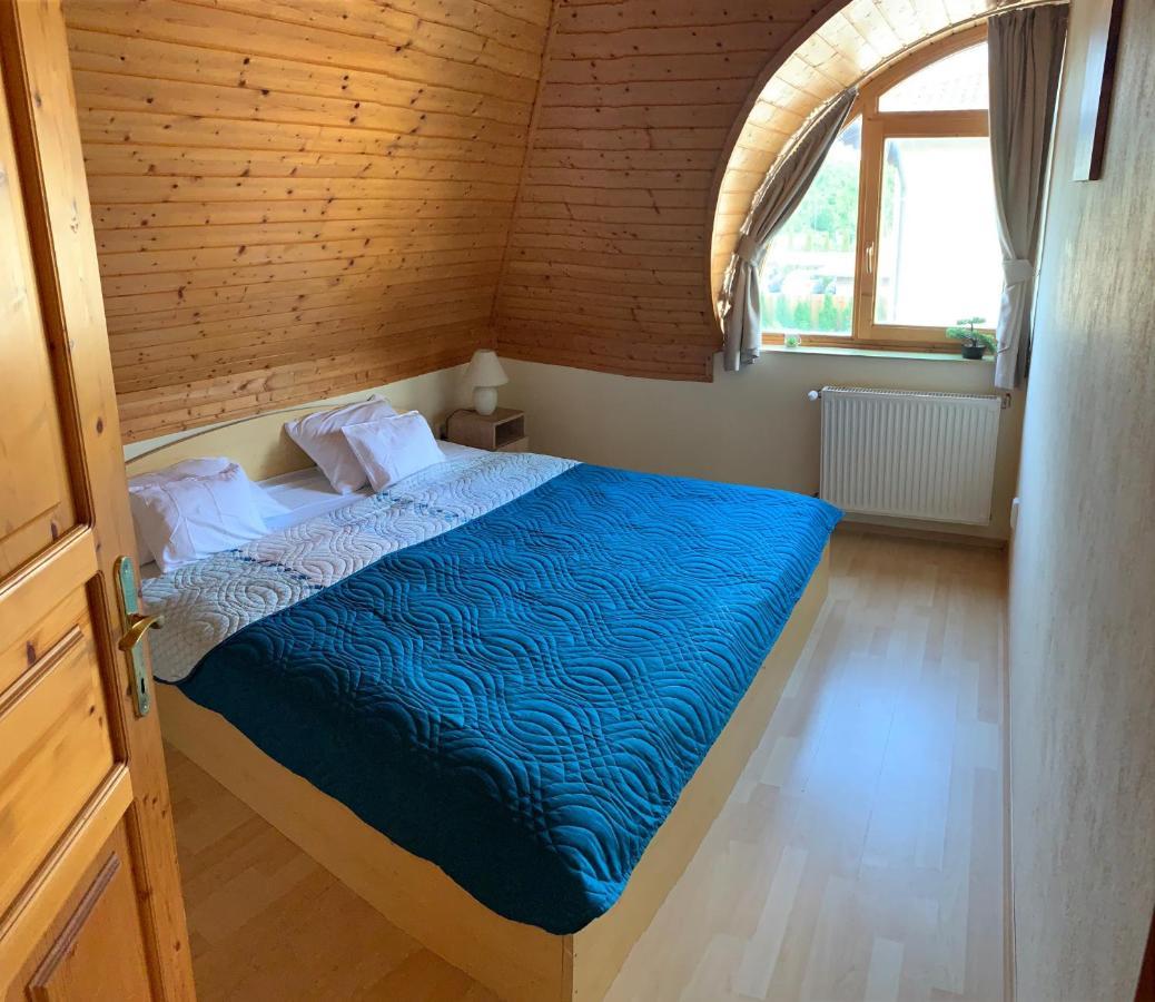 House4U Villa Balatonszárszó Eksteriør billede