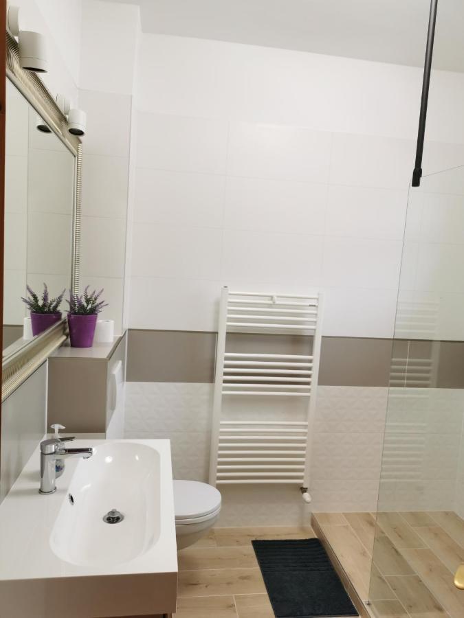 House4U Villa Balatonszárszó Eksteriør billede